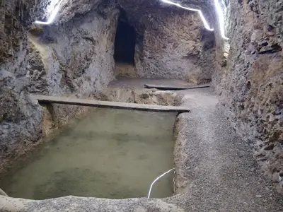 Yeraltı Şehri