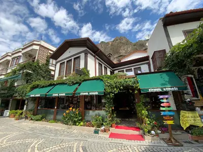 Ziyagil Konağı