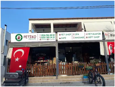 Petiko Shop Cafe