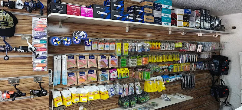 AMAZON PETSHOP VE BALIK AV MALZEMELERİ foto 2