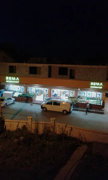 Rema Hipermarket foto 1