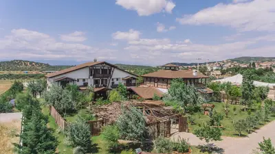 Akkızhan Otel