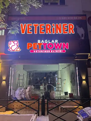 BAĞLAR PETTOWN VETERİNER KLİNİĞİ