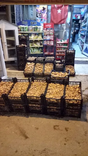 Tiryakiler Alışveriş Merkezi foto 2