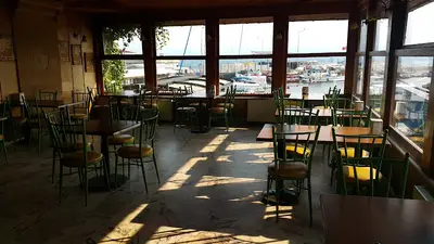 Barınak cafe