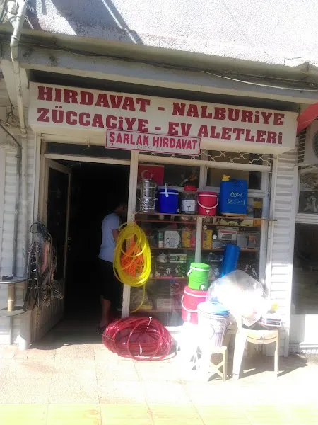 Üredi̇ler Yörük Şarküteri̇ foto 1