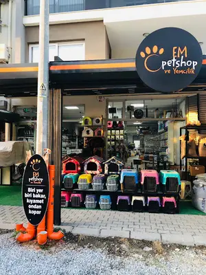EM Petshop