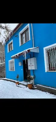 MAVI LADIN KONUKEVI