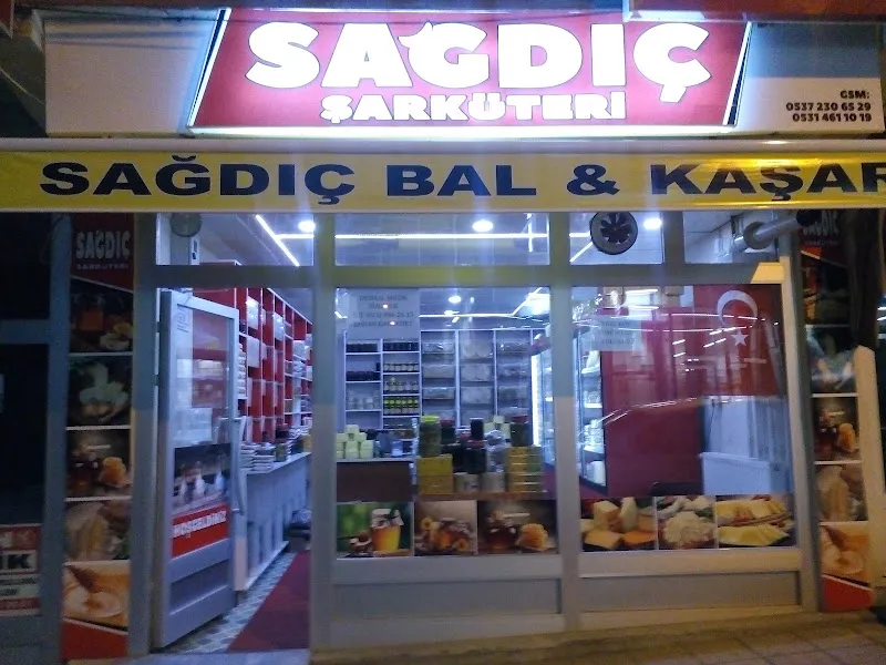 Sagdıç Şarküteri foto 1