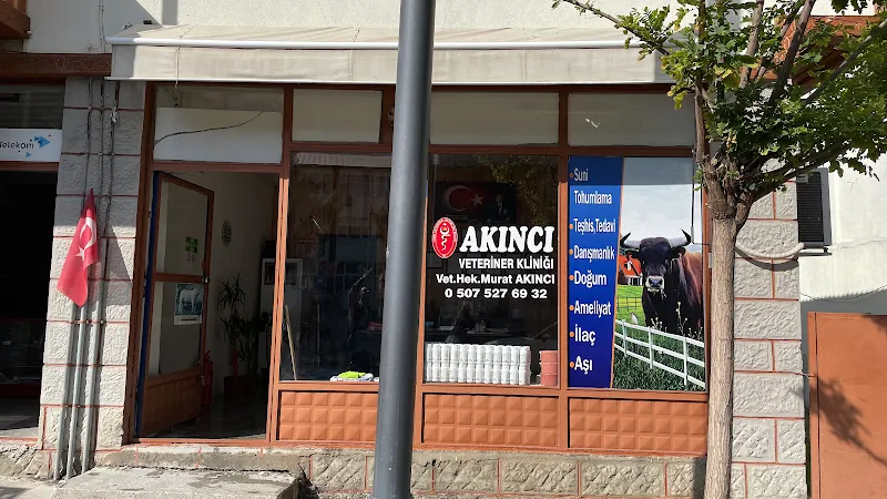 Önder Veteri̇ner Kli̇ni̇ği̇ foto 1