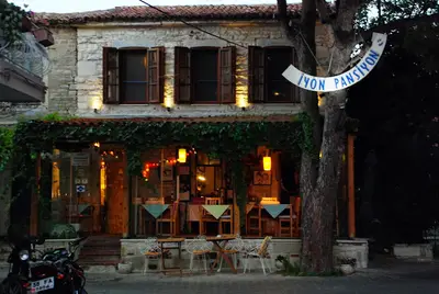 İyon Pansiyon