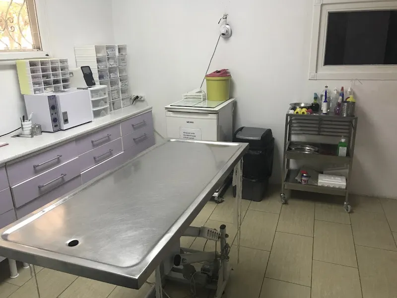 Flora Veteriner Kliniği foto 2
