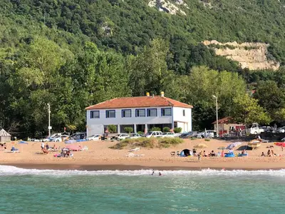 Kromna Otel