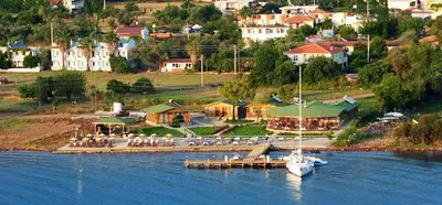 Borina Bungalows & Restaurant
