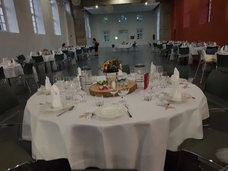 Umutlu Kuyruklar Hayvan Barınağı foto 2