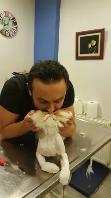 Petkuaför Mustafa Gün