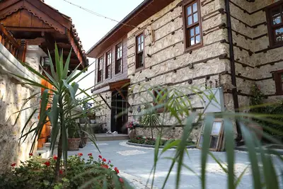 Hakime Hanım Konağı
