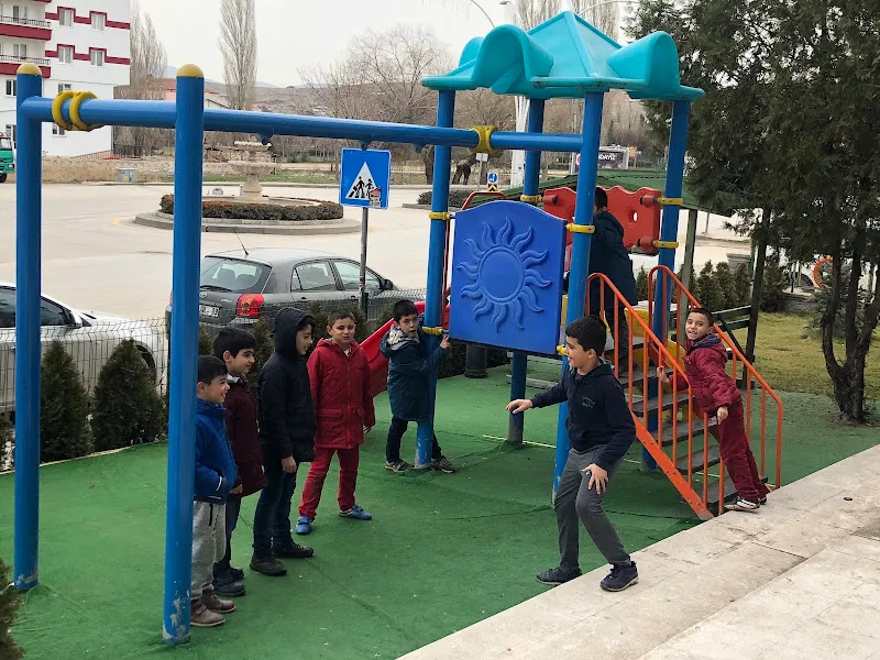 KAHRAMANKAZAN ÖZEL EĞİTİM MERKEZİ foto 2