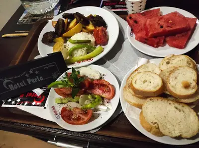 Otel Hayri Bey