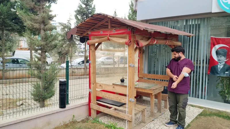 Vet 35 Veteriner Kliniği 7/24 foto 1