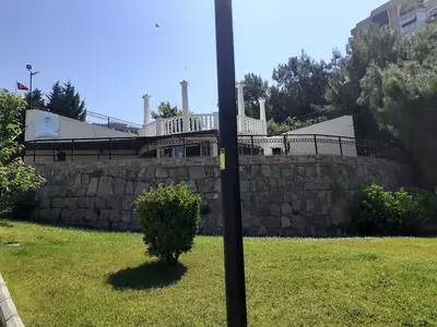 Nazım Hikmet Hayvan Sağlığı Merkezi