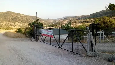 Dikili Belediyesi Köpek Barınağı