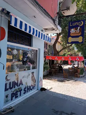 Luna Pet Shop