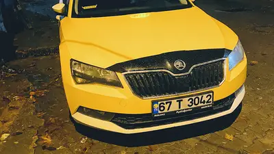 Yukarı Çarşı Taksi Durağı