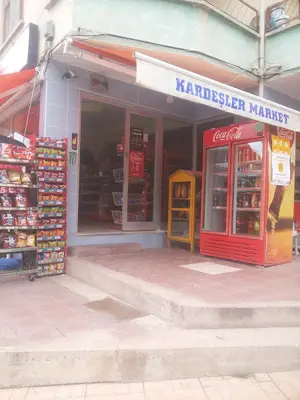 Kardesler Market
