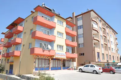 Eda Güven Kız Öğrenci Apartı