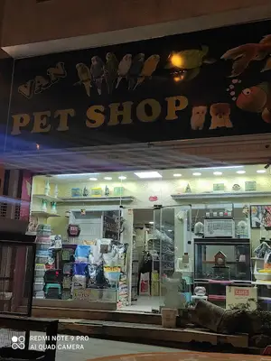 VAN PETSHOOP