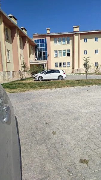 Yaban Hayvanları Koruma ve Rehabilitasyon Merkez Müdürlüğü foto 1