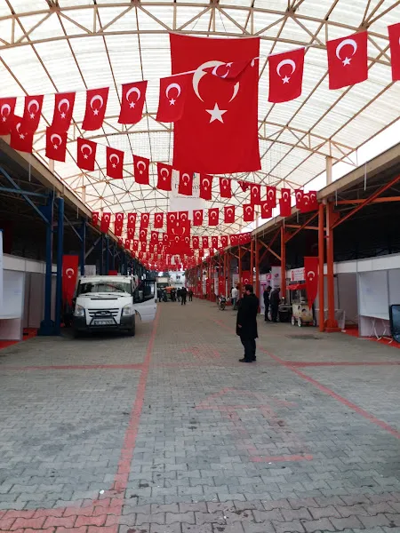 Dörtyol canlı hayvan pazarı foto 1