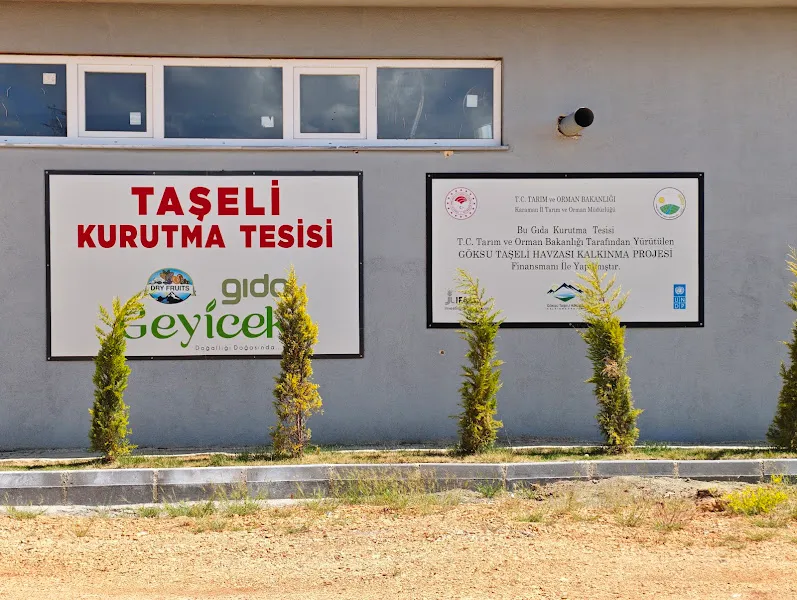 TAŞELİ VETERİNER KLİNİĞİ foto 2