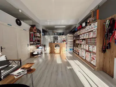 Ada Veteriner Kliniği