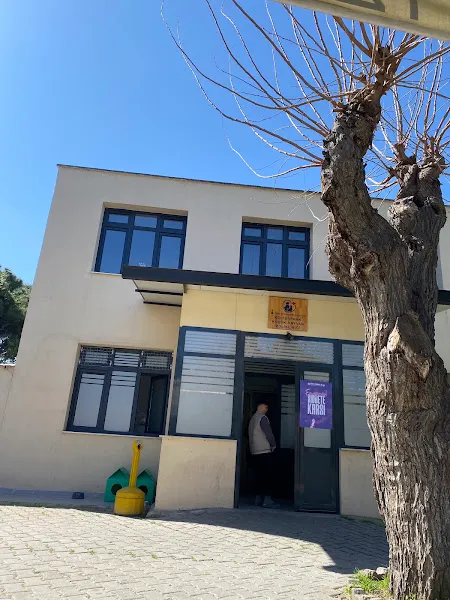 İzmir Büyükşehir Belediye Başkanlığı Veteriner Kliniği Çevre Koruma ve Kontrol Daire Başkanlığı foto 1