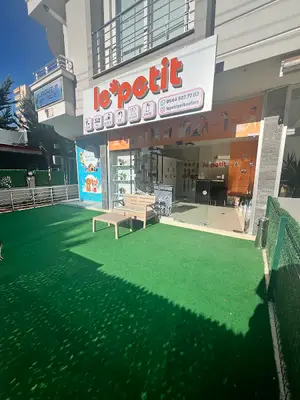 Le Petit Pet Shop ve Kuaför