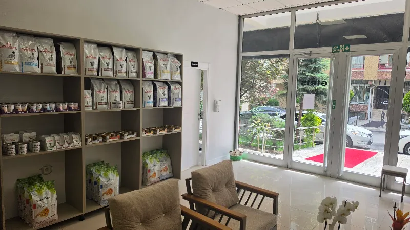 Pet İnternal Veteriner Kliniği foto 2