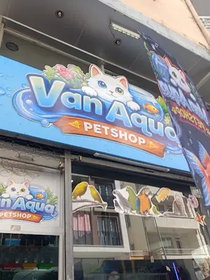 Van Aqua Petshop