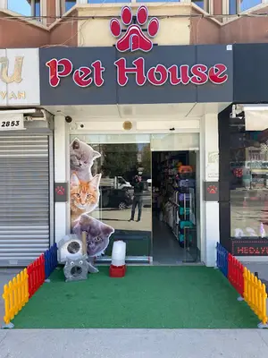 Pet House Bor