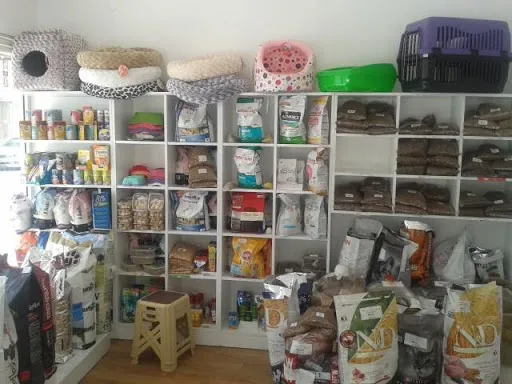 Oskar&Kekik Kedi ve Köpek Mama Evi foto 2
