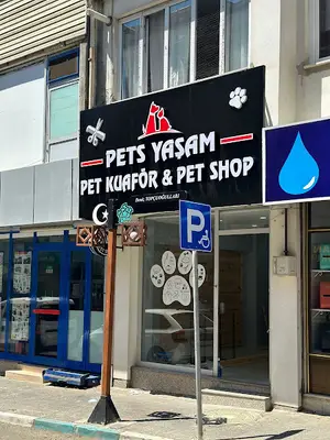 Pets Yaşam Kuaför & Shop