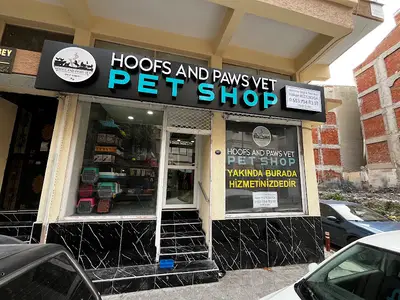Hoofs And Paws PETSHOP