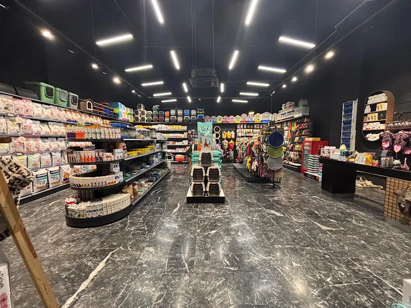 Velux Avm PetBüfe Petshop foto 1