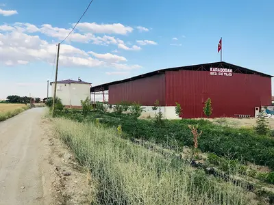 Kaplanlar besi çiftliği