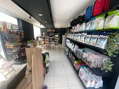 Luffy Pet Shop